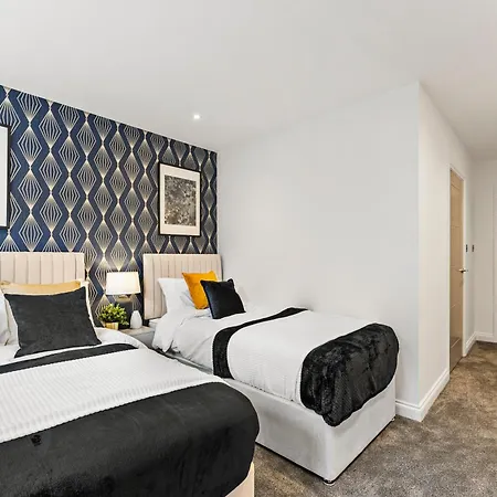 Stunning Spacious Leeds - Parking * Leeds (West Yorkshire)