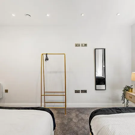 Stunning Spacious Leeds - Parking Leeds (West Yorkshire)