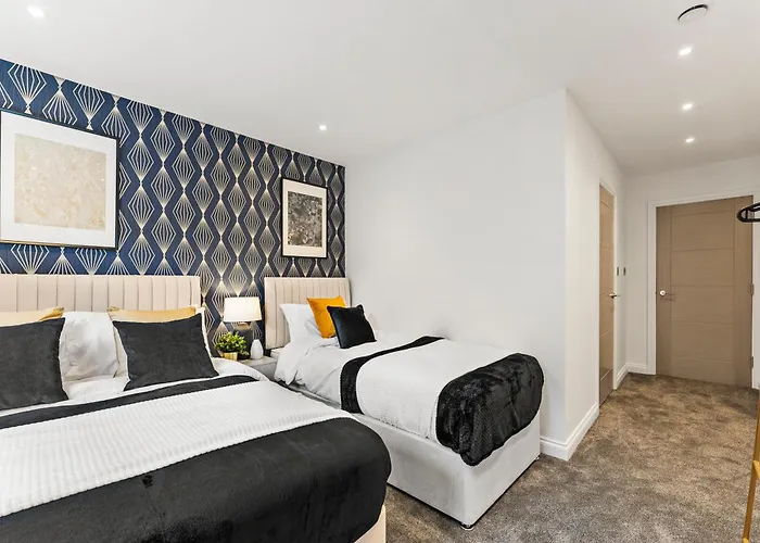 Stunning Spacious Leeds - Parking * Leeds (West Yorkshire)