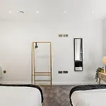 Stunning Spacious Leeds - Parking Leeds (West Yorkshire)